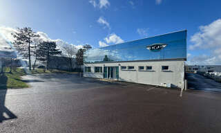 Commerce  2245 m² à vendre à Tinqueux (51430)