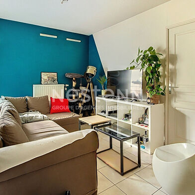 Appartement 3 pièces 263200 €