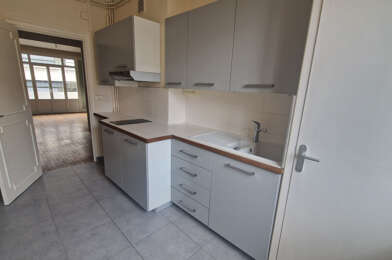 Appartement 3 pièces 870 €