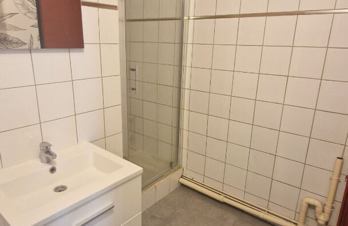 F2 BIS CHAUFFAGE COMPRIS - ROUEN CATHEDRALE RUE GRAND PONT — photo 5