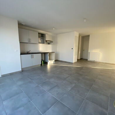 Appartement 4 pièces 1047 €