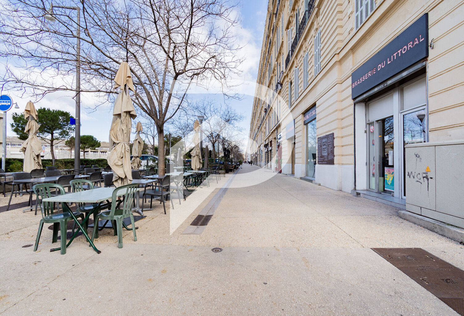 À VENDRE - FONDS DE COMMERCE RESTAURANT / BRASSERIE - JOLIETTE. — photo 1