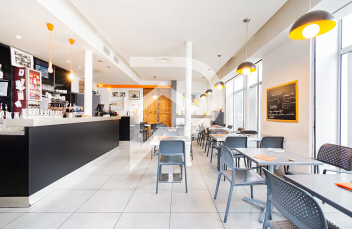 À VENDRE - FONDS DE COMMERCE RESTAURANT / BRASSERIE - JOLIETTE. — photo 4