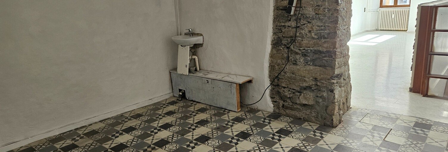 Commerce 2 Pièces 80 m² à louer à Saint-Pierre-d'Albigny (73250)