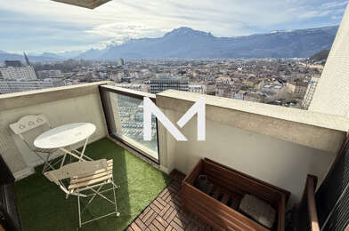 Appartement 1 pièces 650 €