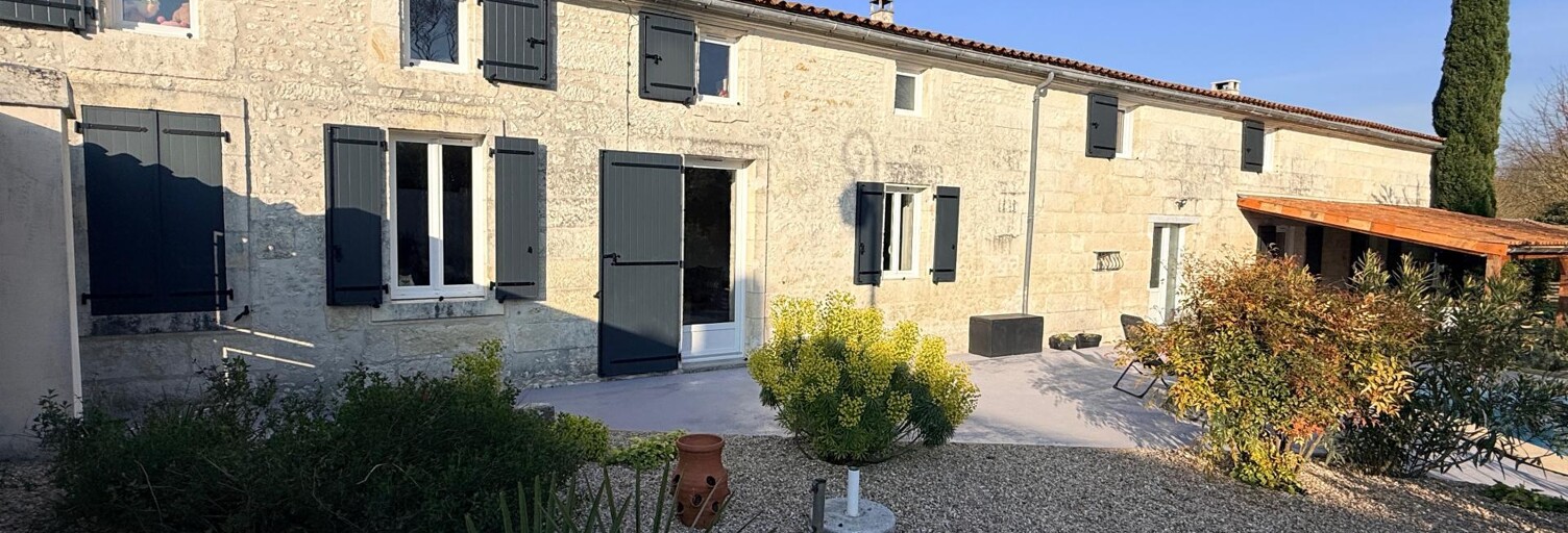 Maison 7 Pièces 265 m² à vendre à Les Gonds (17100)