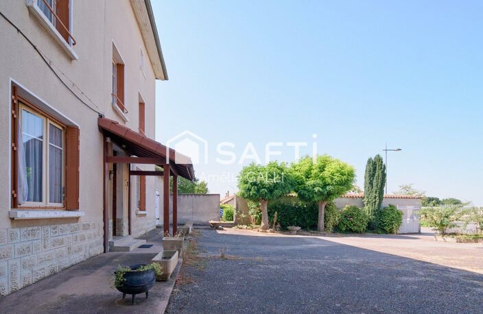 Corps de ferme avec dépendances, T3 indépendant et fort potentiel d'aménagement  Solaize — photo 2