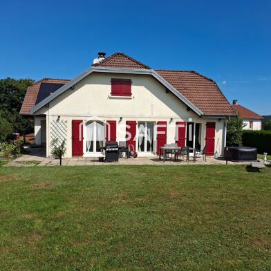 Maison 7 pièces 299500 €