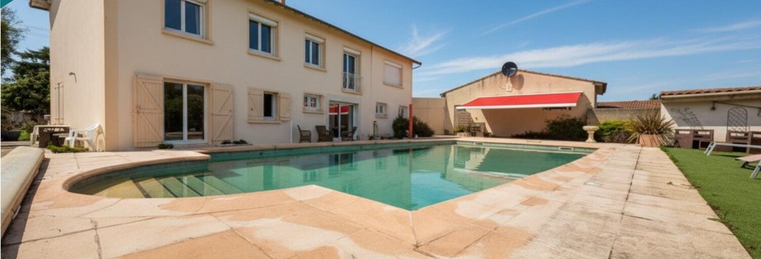 Maison 9 Pièces 190 m² à vendre à Malissard (26120)