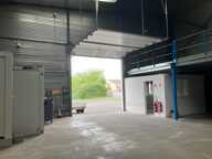 Local d'activité ou de stockage — photo 2