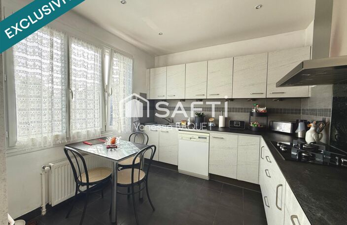 Maison familiale de 6 pièces, 140 m², proche des écoles et toutes commodités — photo 4