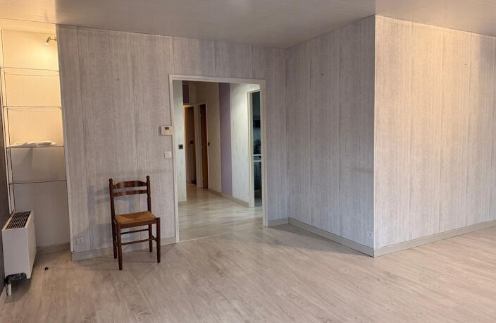 Maison de 108 m2, 4 ch, sous-sol sur terrain de 671 m2. — photo 4