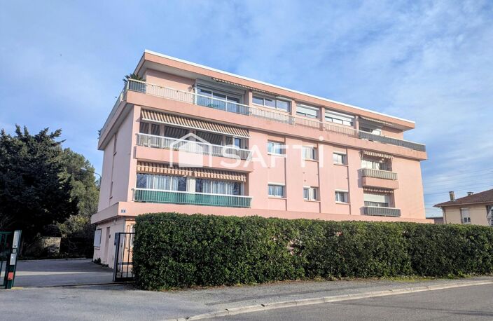 NOUVEAUTE, appartement entièrement rénové dans une Résidence offrant un parking sécurisé — photo 2
