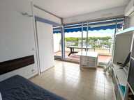 Charmant T2 avec terrasse et piscine à Port-Camargue — photo 2