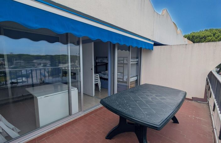Charmant T2 avec terrasse et piscine à Port-Camargue — photo 5