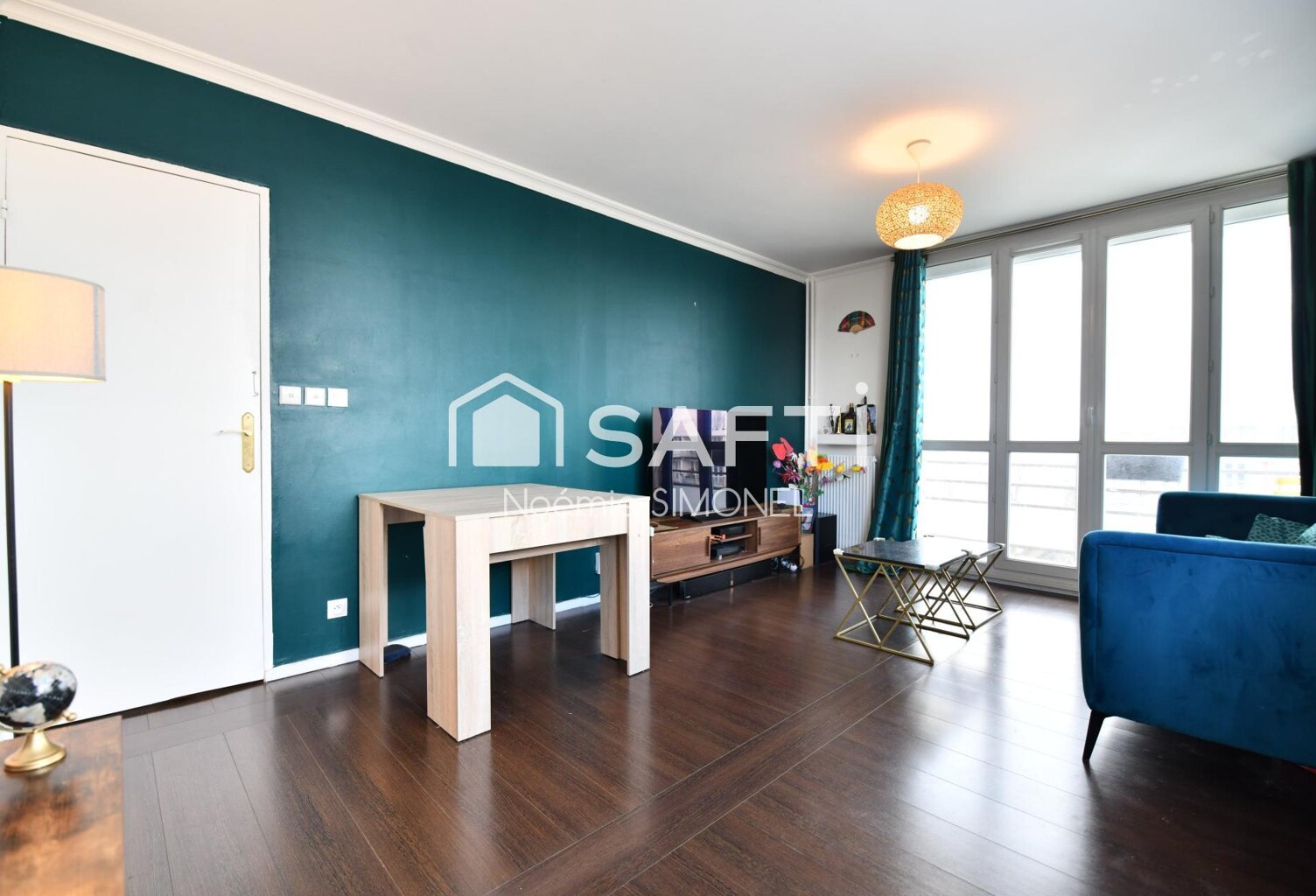 Bel appartement de quatre pièces! Ravalement réalisé en 2021 ! — photo 1