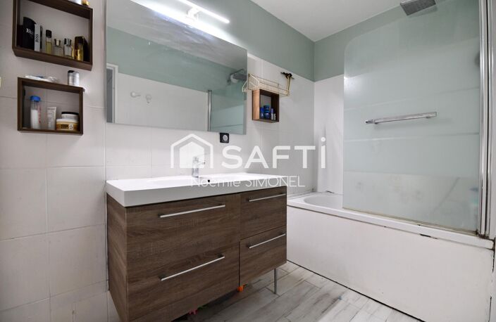 Bel appartement de quatre pièces! Ravalement réalisé en 2021 ! — photo 5