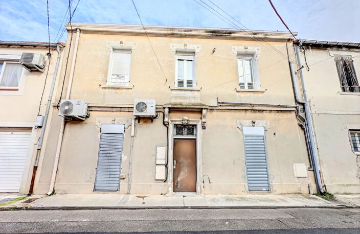 Immeuble à vendre   Port-Saint-Louis-du-Rhône (13230) — photo 2