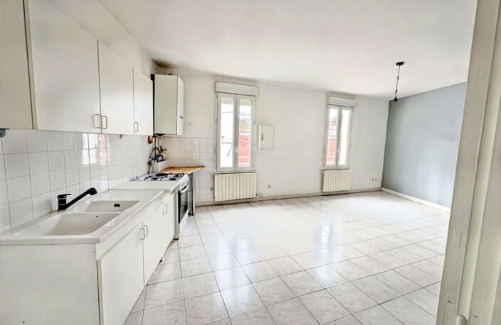 Immeuble à vendre   Port-Saint-Louis-du-Rhône (13230) — photo 3