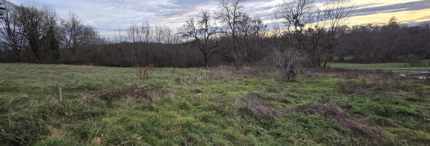 Immeuble  28 m² à vendre à Oulches (36800)