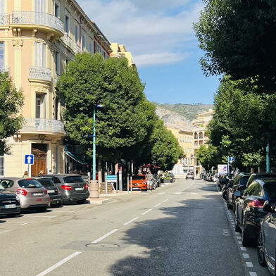 Commerce  175000 €