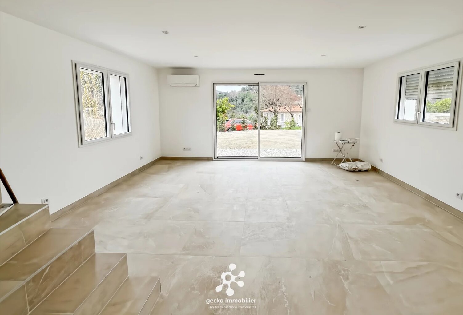 TOURRETTE-LEVENS MAISON NEUVE — photo 1