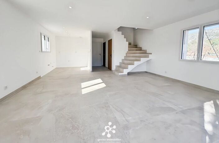 TOURRETTE-LEVENS MAISON NEUVE — photo 3