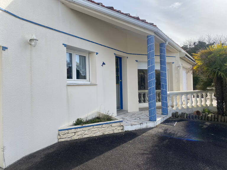 Maison de plain pied a vendre le chateau d'Olonne — photo 1