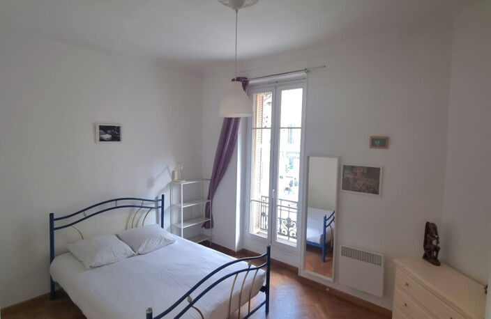 3 pièces lumineux de 56 m2   Charme bourgeois   SOUS OFFRE A — photo 3