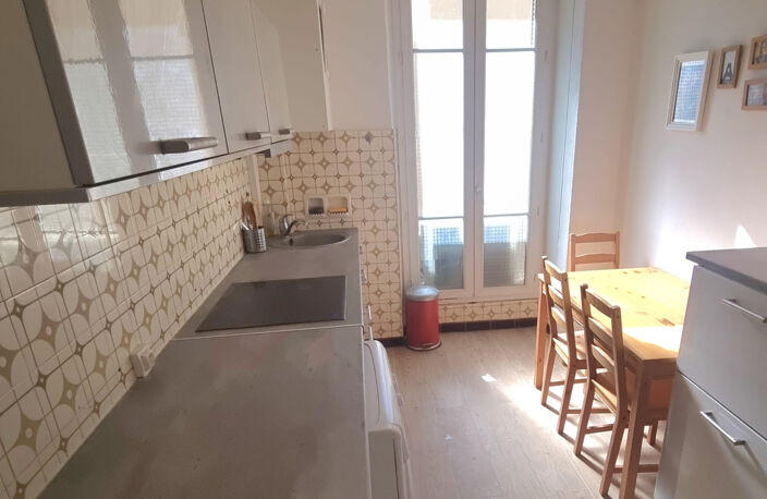 3 pièces lumineux de 56 m2   Charme bourgeois   SOUS OFFRE A — photo 4