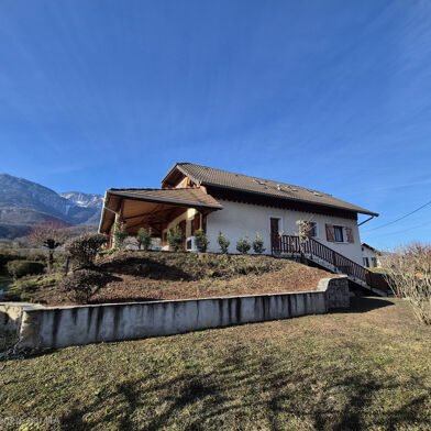 Maison 6 pièces 410000 €