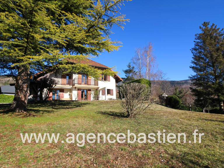 Villa 4 chambres avec terrain de 1 500 m2 à Gex — photo 1