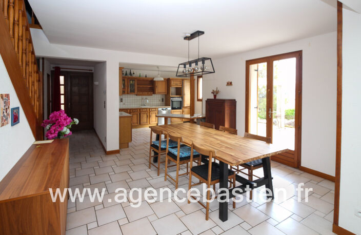 Villa 4 chambres avec terrain de 1 500 m2 à Gex — photo 3