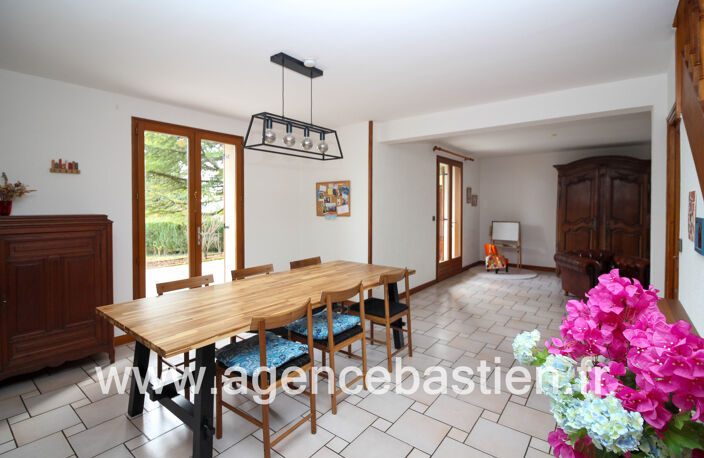 Villa 4 chambres avec terrain de 1 500 m2 à Gex — photo 4