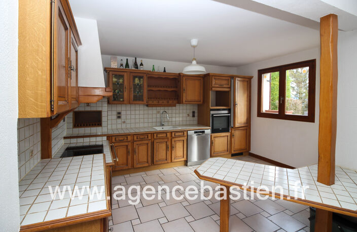 Villa 4 chambres avec terrain de 1 500 m2 à Gex — photo 5