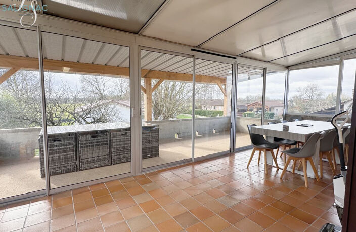 Maison familiale avec studio indépendant   123,80 m2   2 gar — photo 4