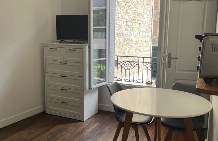 Location appartement 1 pièce 17 m² à Boulogne-Billancourt (92100) — photo 2