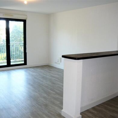Appartement 3 pièces 715 €