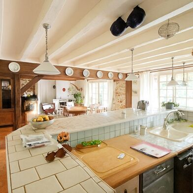 Maison 7 pièces 373500 €