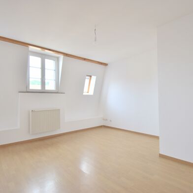 Appartement 3 pièces 660 €