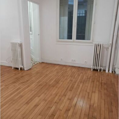 Appartement 1 pièces 1040 €