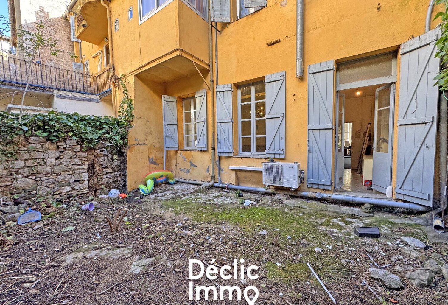 APPARTEMENT AVEC COUR ET BALCON - BOULEVARD DU JEU DE BALLON - GRASSE  — photo 1