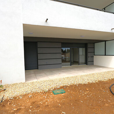 Appartement 2 pièces 621 €