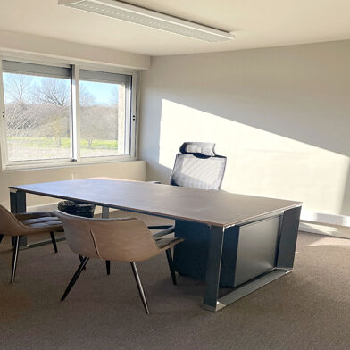 Bureau 2 pièces 439 €