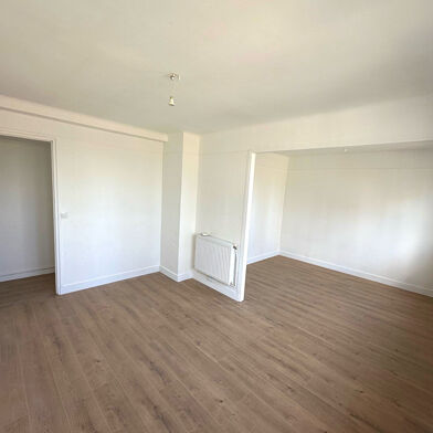 Appartement 2 pièces 546 €
