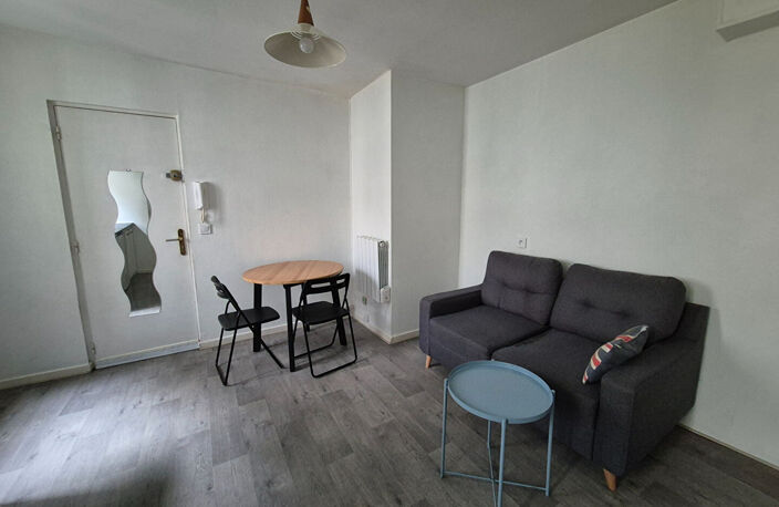 F2 MEUBLE AVEC JARDIN - ROUEN GARE — photo 4