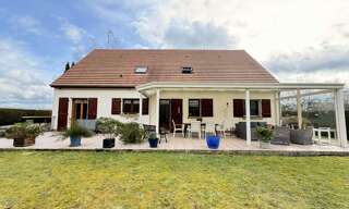 Maison 9 Pièces 203 m² à vendre à Samoussy (02840)