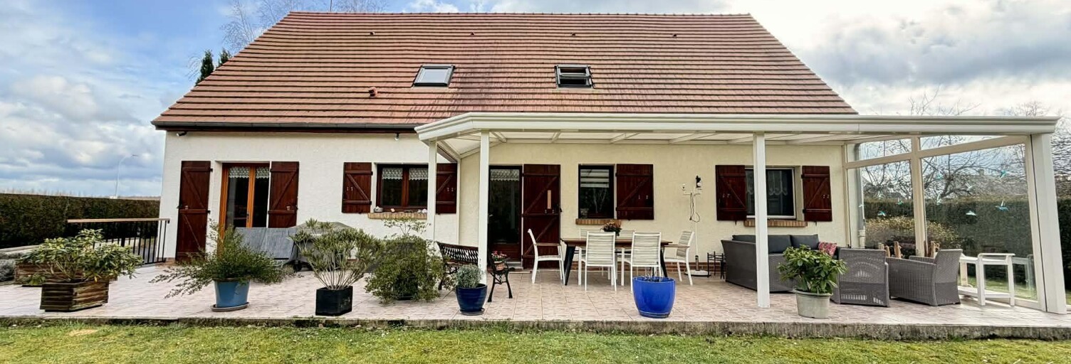 Maison 9 Pièces 203 m² à vendre à Samoussy (02840)