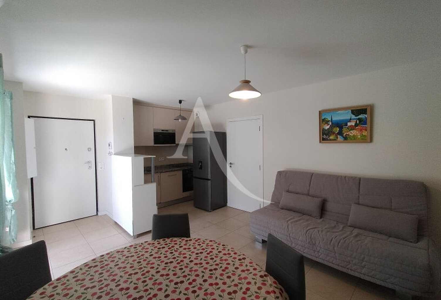 Frontignan - Appartement T2 meublé de 42M² avec terrasse et garage fermé — photo 1