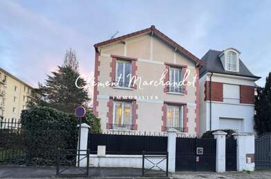 Maison 6 pièces 695000 €